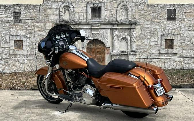 2016 Harley-Davidson® FLHX - Street Glide®