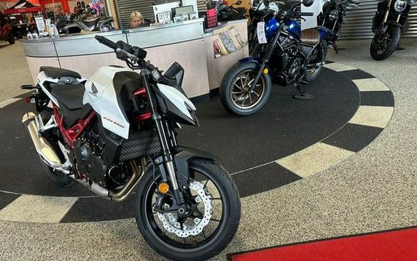 2025 Honda CB750 Hornet