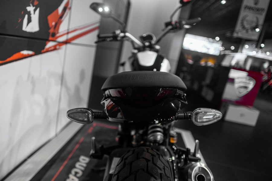2025 Ducati Scrambler Full Throttle