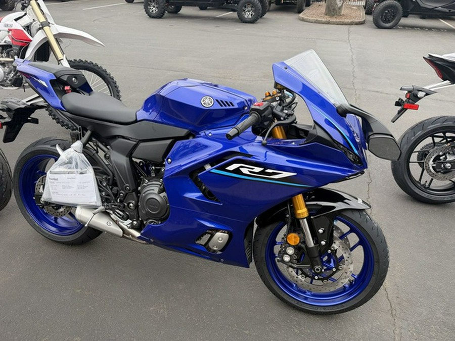 2026 Yamaha YZF-R7 R7