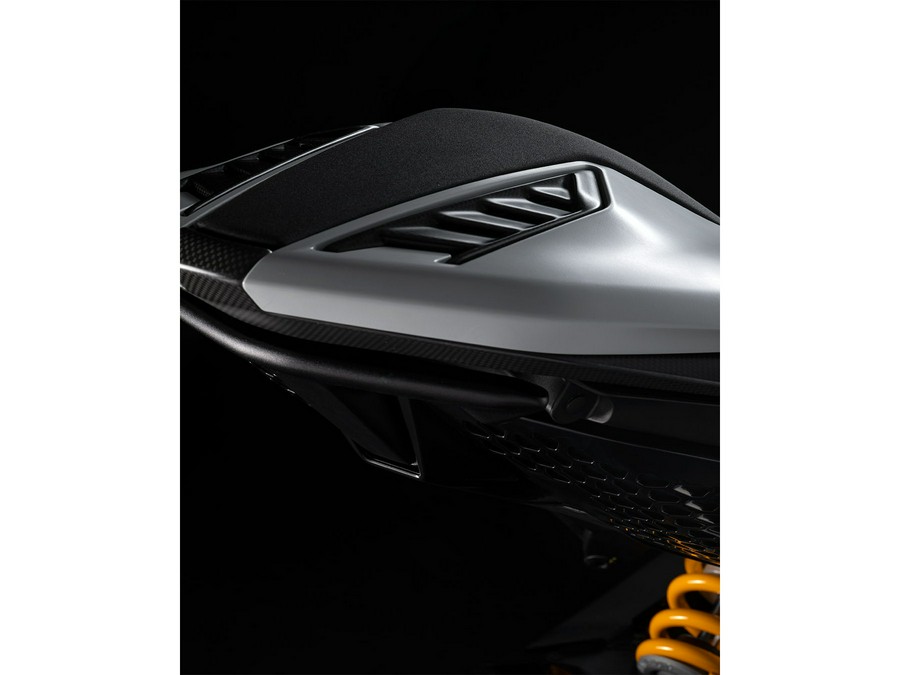 2026 Ducati Diavel V4 RS