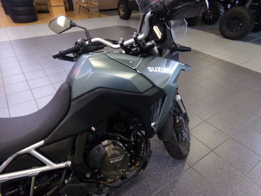 2024 Suzuki V-Strom 800