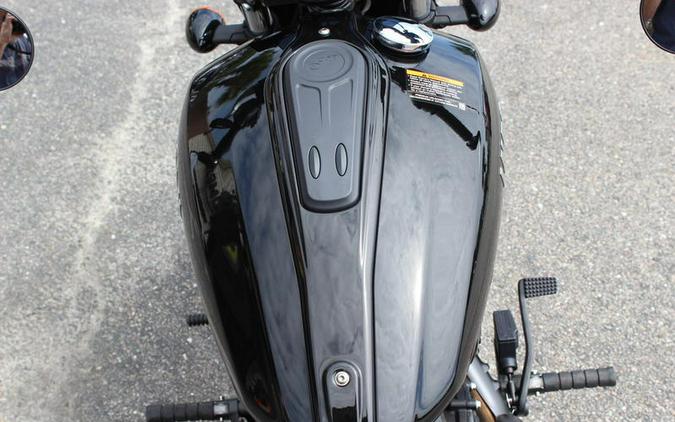 2025 Indian Motorcycle® Sport Scout® Limited +Tech Black Metallic