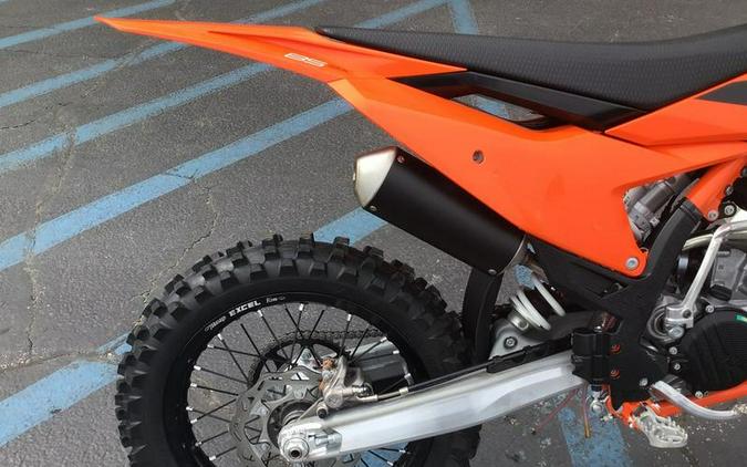 2025 KTM 85 SX 1916