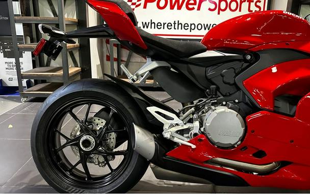 2024 Ducati Panigale V2