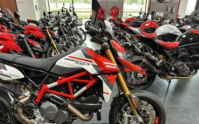 2025 Ducati Hypermotard 950 SP Special Livery