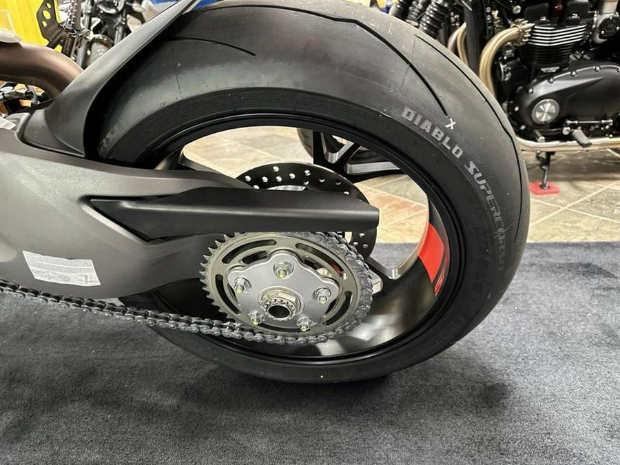 2025 Ducati Hypermotard 950 SP Special Livery