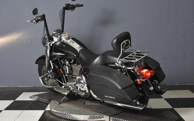 2006 Harley-Davidson Road King Custom Vivid Black FLHRSI