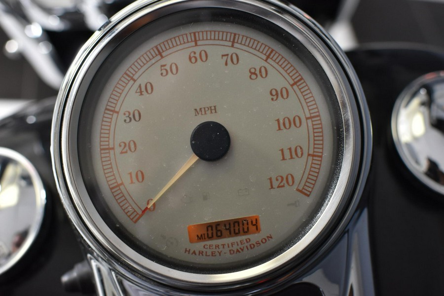 2006 Harley-Davidson Road King Custom Vivid Black FLHRSI