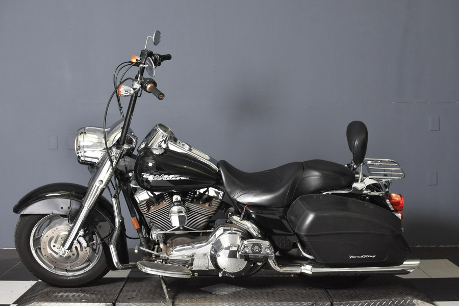 2006 Harley-Davidson Road King Custom Vivid Black FLHRSI