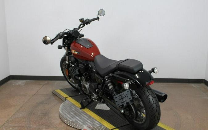 Harley-Davidson Nightster™ Special 2024 RH975S 84447476 RED ROCK