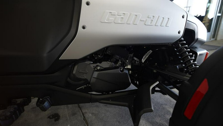 2025 Can-Am® Canyon XT