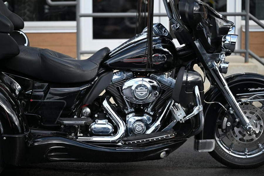 2010 Harley-Davidson® FLHTCU - Ultra Classic® Electra Glide