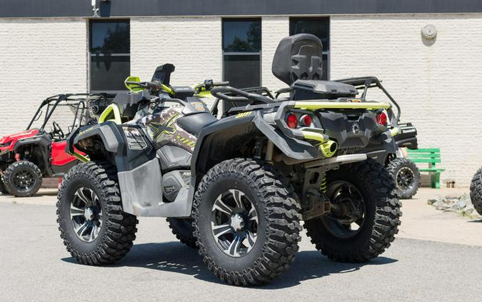 2016 Can-Am® Outlander™ X mr 1000R Digital Camo & Manta Green