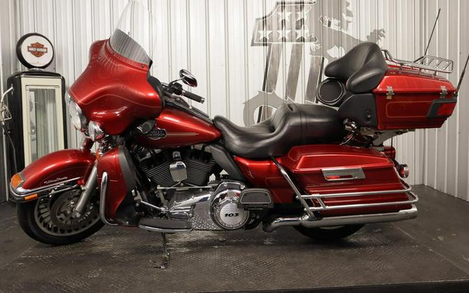 2013 Harley-Davidson® FLHTCU - Electra Glide® Ultra Classic®