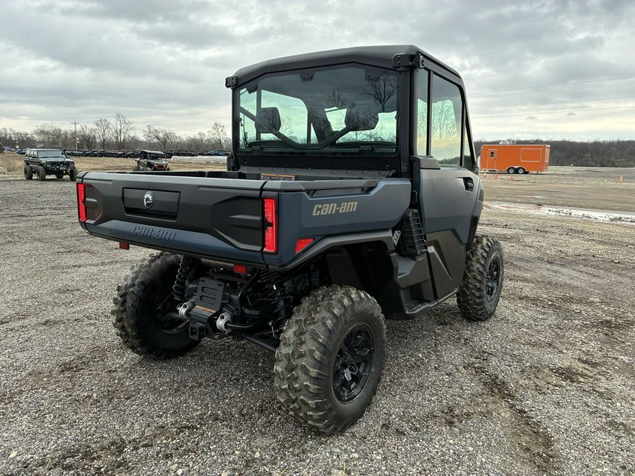 2026 Can-Am Defender XT CAB HD11