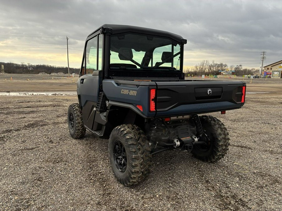 2026 Can-Am Defender XT CAB HD11
