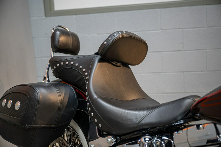 2011 Harley-Davidson Softail Deluxe FLSTN