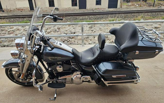 2015 Harley-Davidson Road King® Base