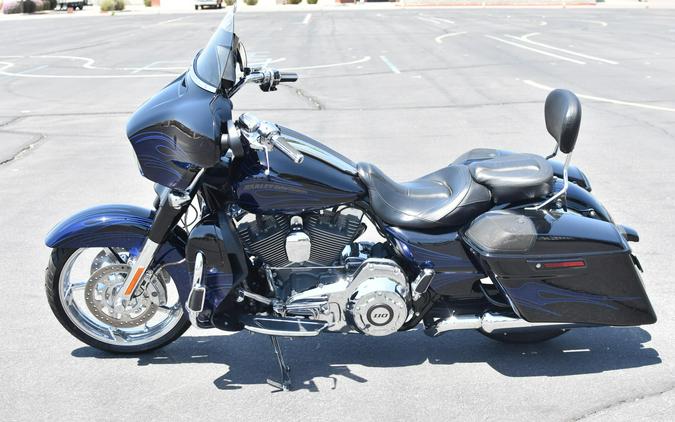 2016 Harley-Davidson Street Glide Vivid Black FLHXSE