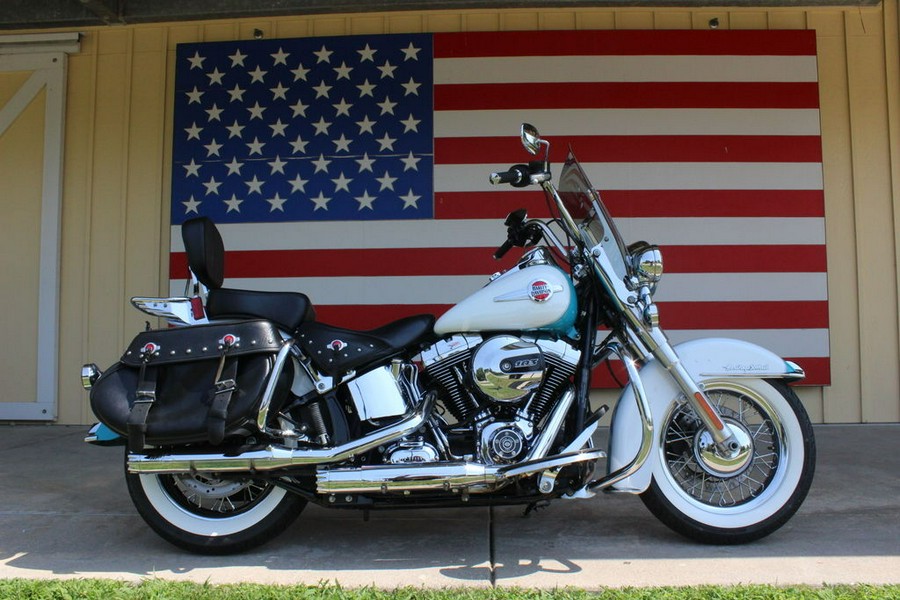 2017 Harley-Davidson® FLSTC - Heritage Softail® Classic