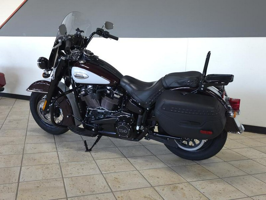 2021 Harley-Davidson® FLHCS - Heritage Classic 114