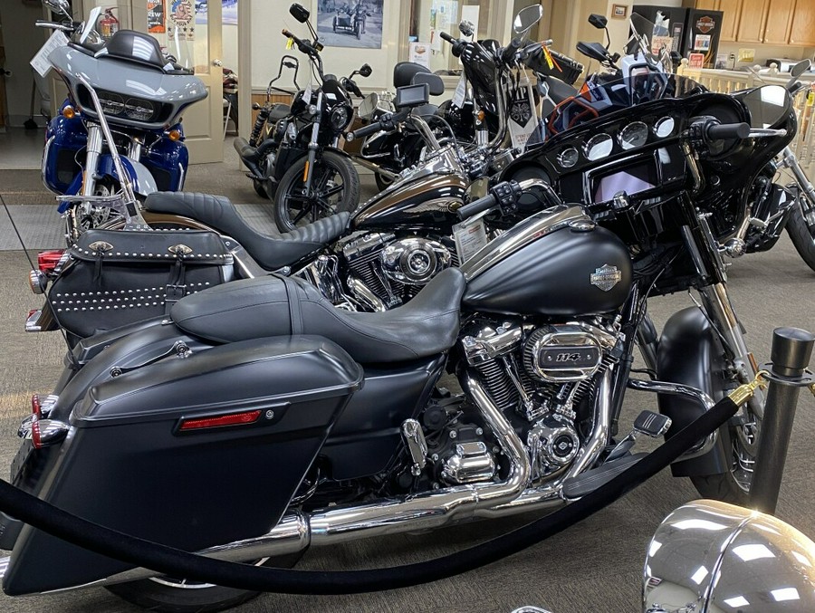 2022 Harley-Davidson® Street Glide® Special