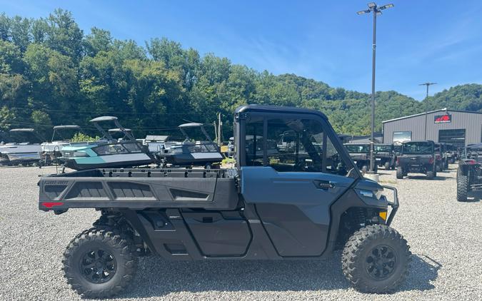 2026 Can-Am Defender PRO Limited