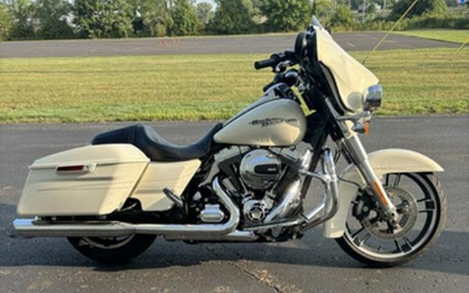 2014 Harley-Davidson FLHXS - Street Glide Special