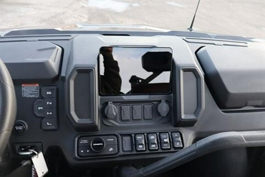 2025 CFMOTO UFORCE U10 Pro