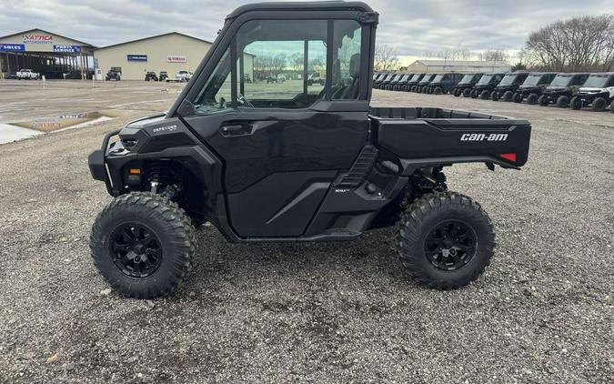 2026 Can-Am Defender XT CAB HD11