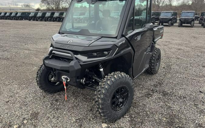 2026 Can-Am Defender XT CAB HD11