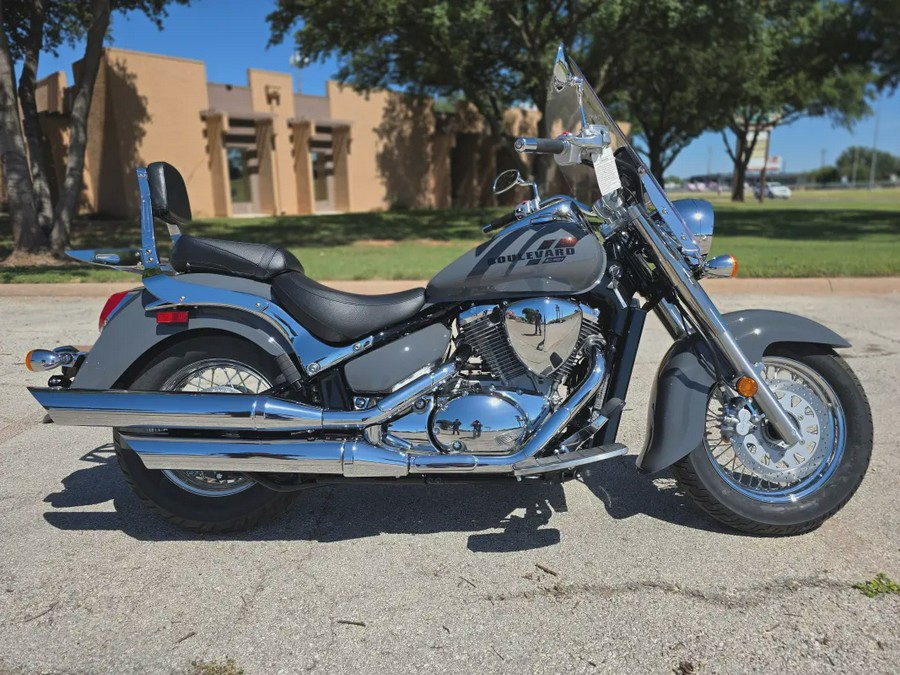 2025 Suzuki Boulevard C50