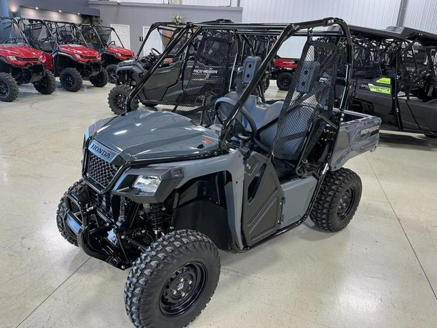 2025 Honda® Pioneer 520