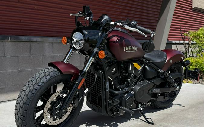 2026 Indian SCOUT BOBBER, MAROON METALLIC SMOKE