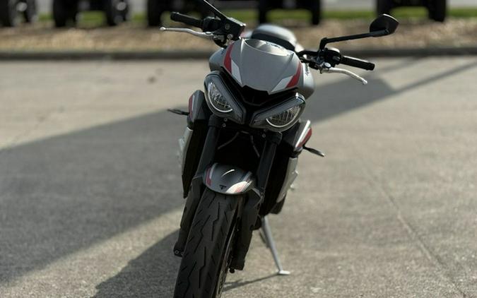2022 Triumph Street Triple R Low Matte Silver Ice