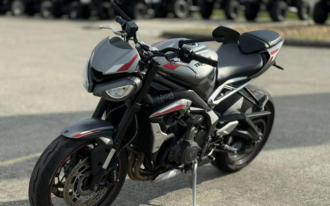 2022 Triumph Street Triple R Low Matte Silver Ice
