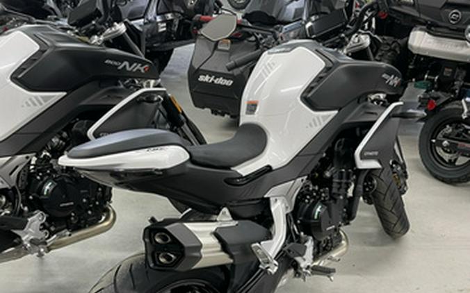 2024 CFMOTO 800Nk