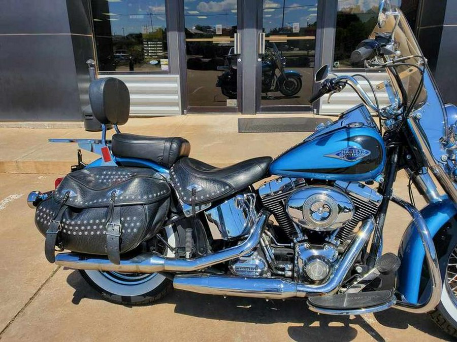 2011 Harley-Davidson® FLSTC - Heritage Softail® Classic