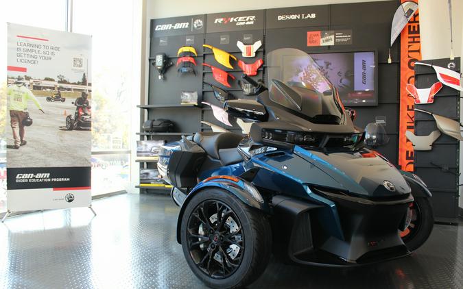 2024 Can-Am™ Spyder RT Base