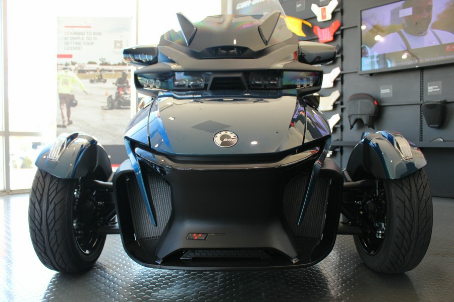 2024 Can-Am™ Spyder RT Base