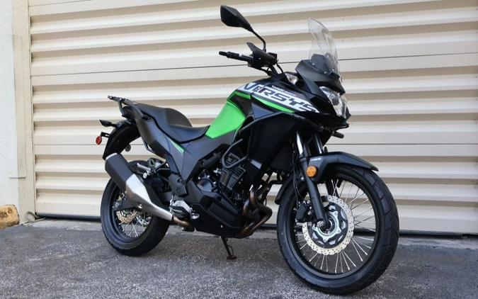 2025 KAWASAKI VERSYS 300 X