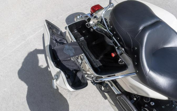 2015 Harley-Davidson® FLHR - Road King®