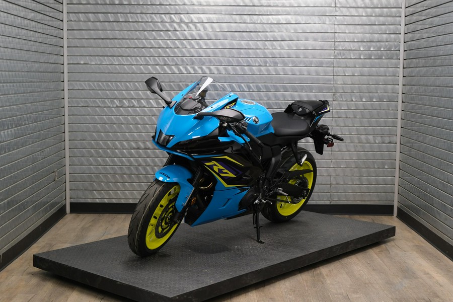 2026 YAMAHA YZFR7