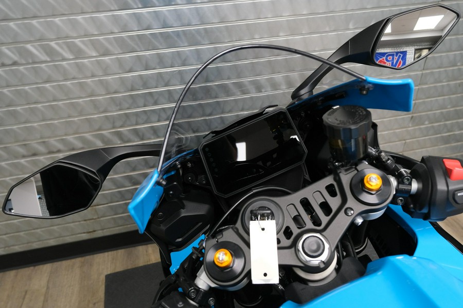 2026 YAMAHA YZFR7