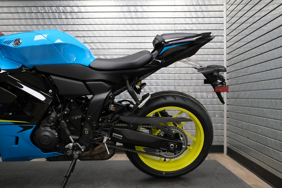 2026 YAMAHA YZFR7