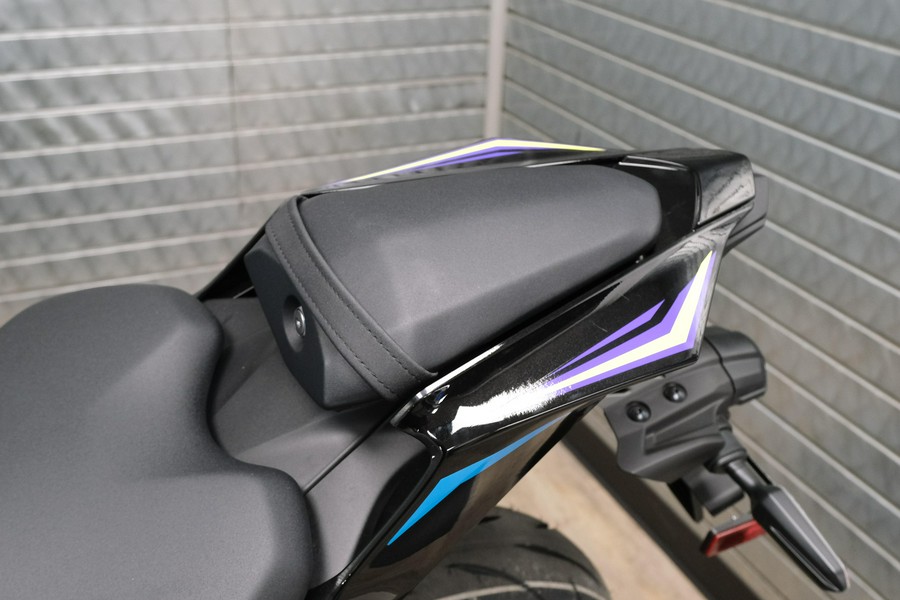 2026 YAMAHA YZFR7
