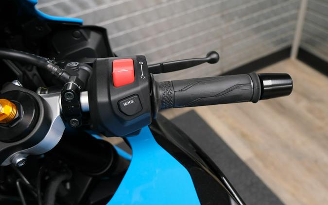 2026 YAMAHA YZFR7
