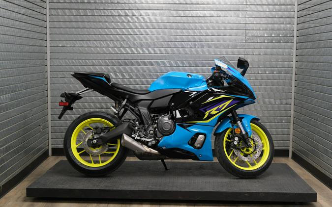 2026 YAMAHA YZFR7