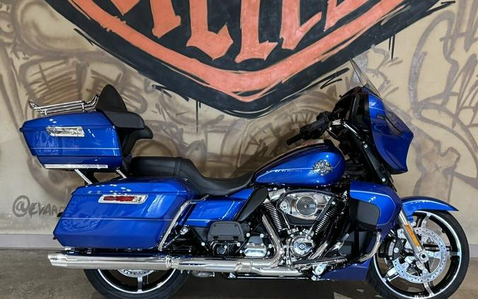 FLHXU 2025 Street Glide™ Ultra